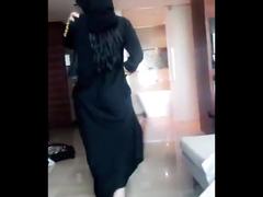 Sexy hijab abaya ass walk from khalij UAE